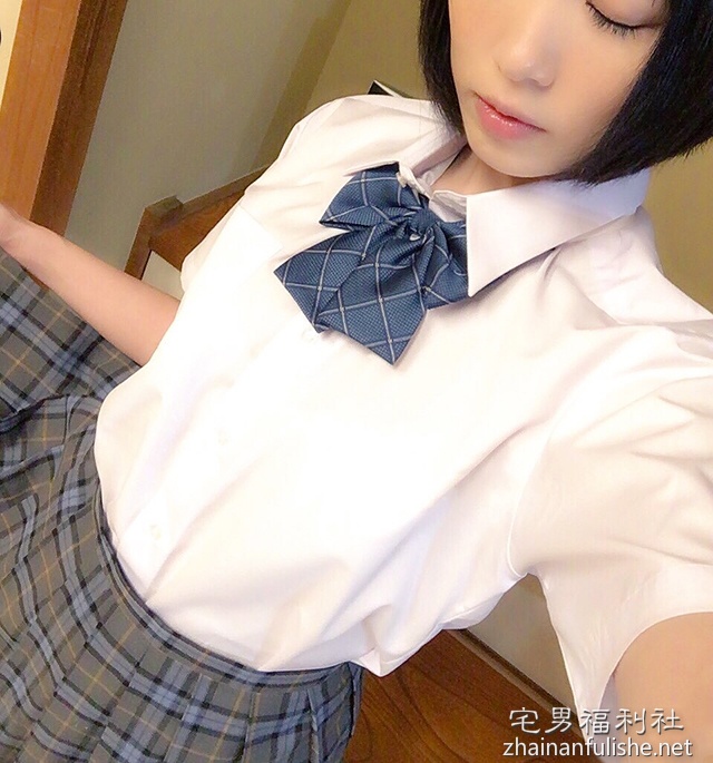 180119mm0l7vm1102ml7io